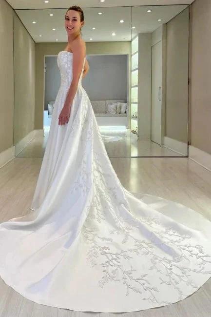 Vintage A-Line Satin Sleeveless White Long Wedding Dress With Appliques - Image 2