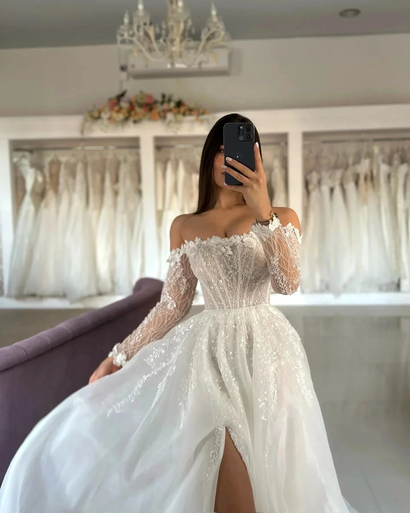 Vintage A-Line Tulle Lace Strapless Long Sleeve White Wedding Dresses With Split Front - Image 2