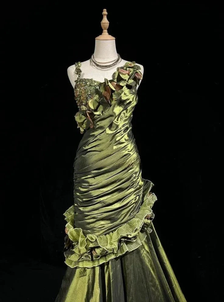 Vintage Dark Green Irregular Neckline Satin Beaded Evening Dress Ruched Mermaid Prom Dress Y8560 - Image 5