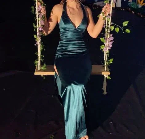 Vintage Green Slit Evening Dress Backless Prom Dress Y7782 - Image 2