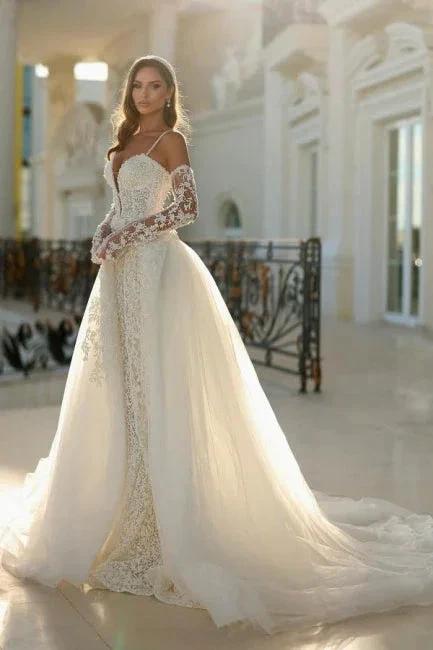 Vintage Long Ivory Mermaid Spaghetti Straps V-neck Lace Wedding Dress with Detachable Train - Image 4