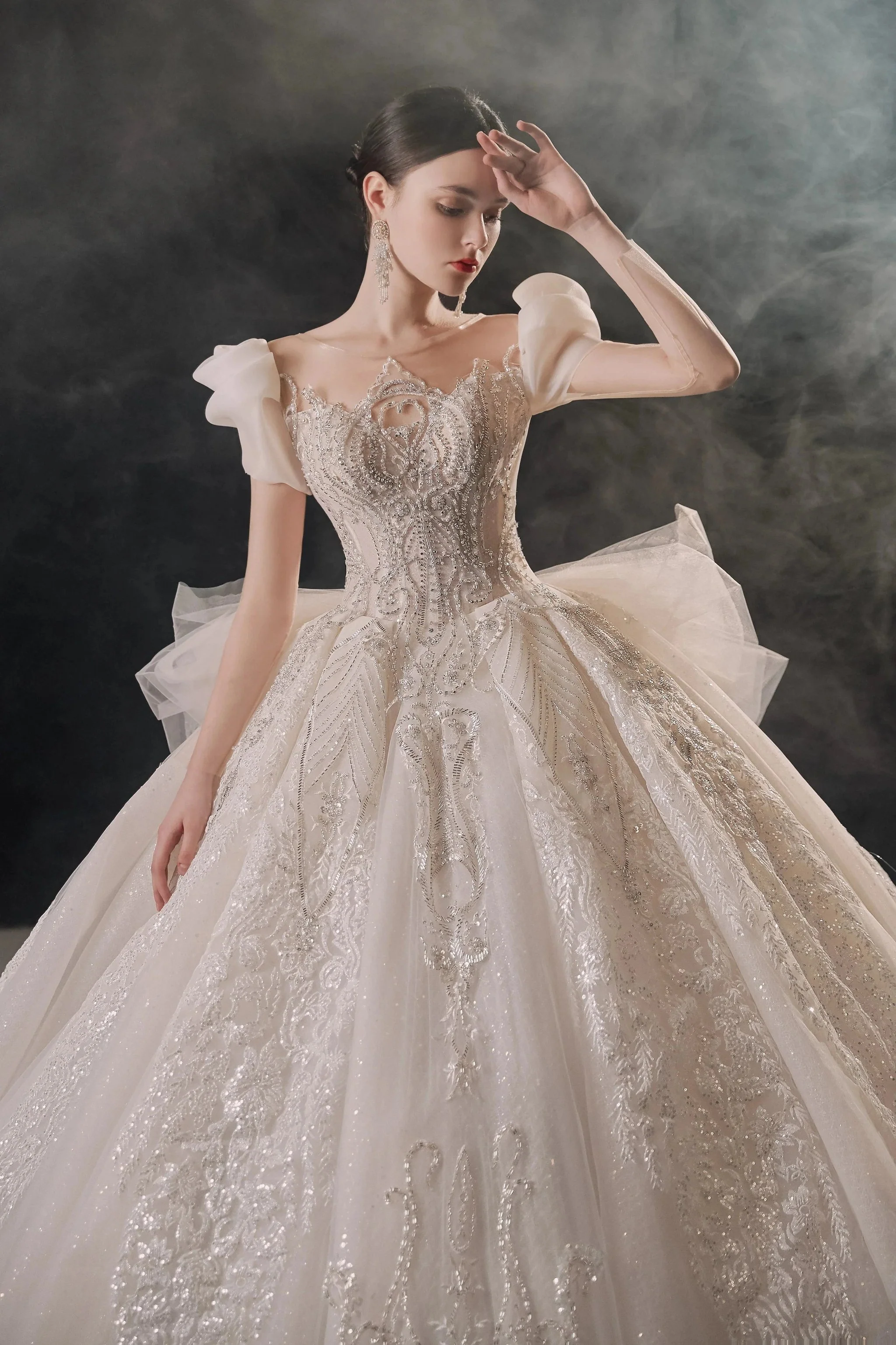 Gorgeous Puff-Sleeve Ball Gown Sweetheart Neckline Beaded Lace Wedding Dress with Ruffled Train E-309 - Image 3