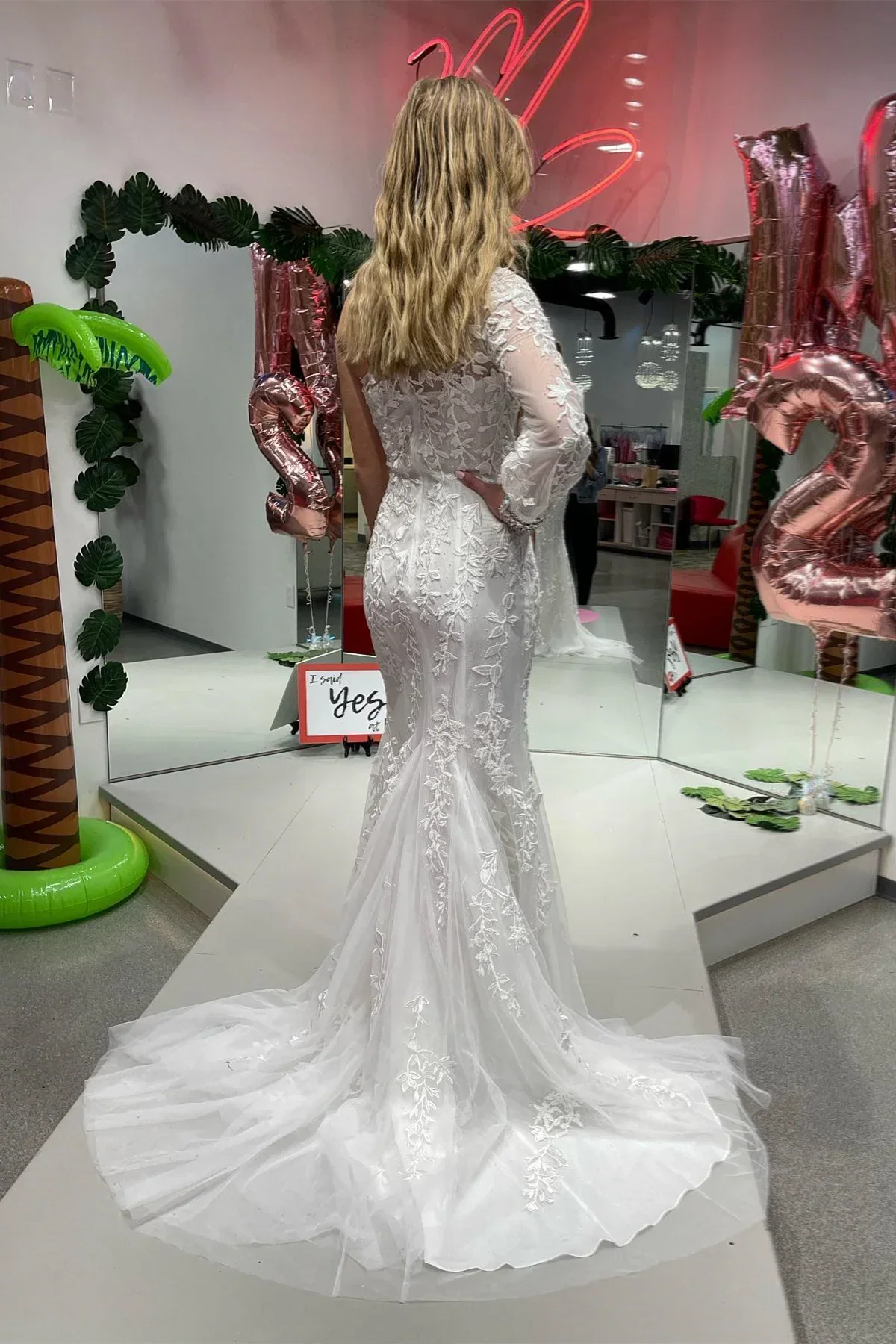 Katherine |Mermaid One Shoulder Long Sleeve Lace Prom Dress - Image 3
