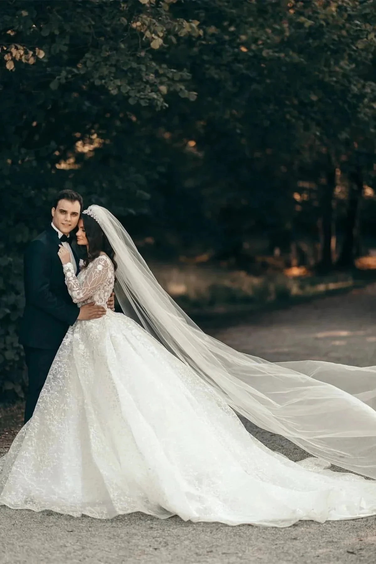 White Sweetheart A-line Long Sleeves Wedding Dress With Lace - Image 4