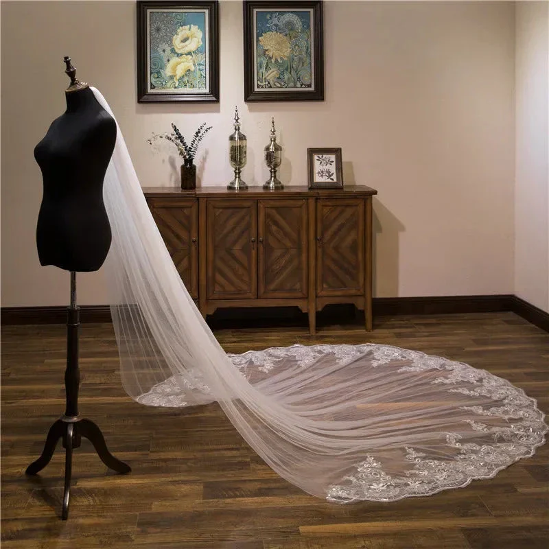 Wholesale white Ivory 3*3 Meter Cathedral wedding veils Lace Appliques Bridal veil - Image 3