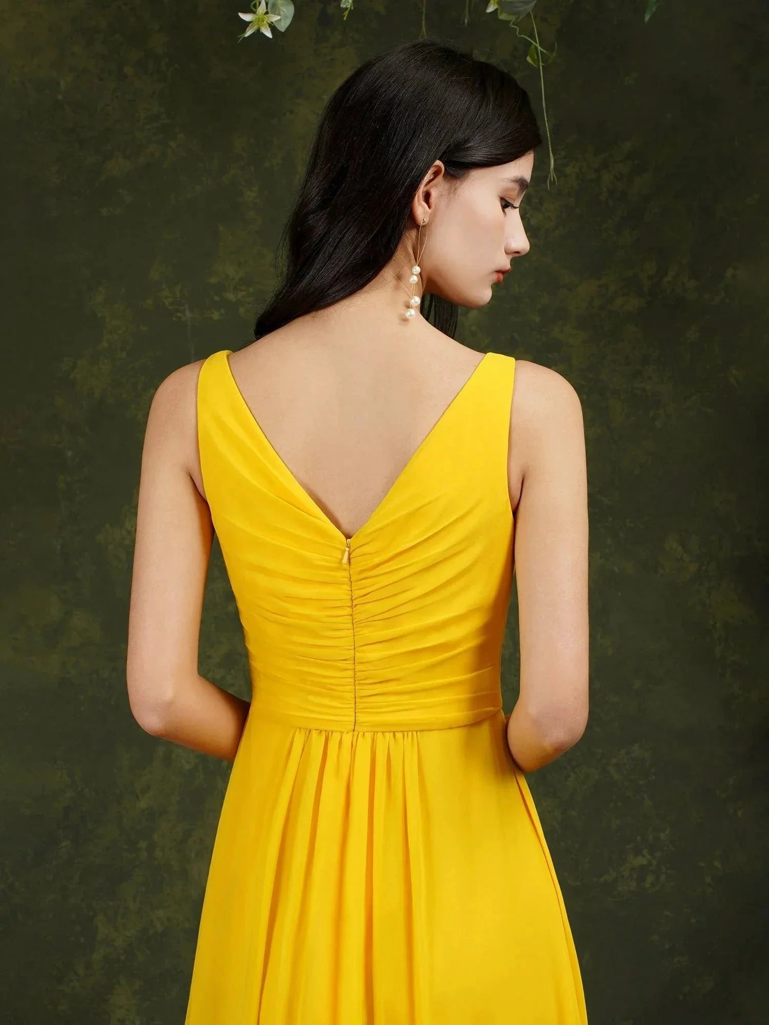 Yellow Bateau A-Line Chiffon Ruffles Split Floor-length Bridesmaid Dress With Pockets - Image 9
