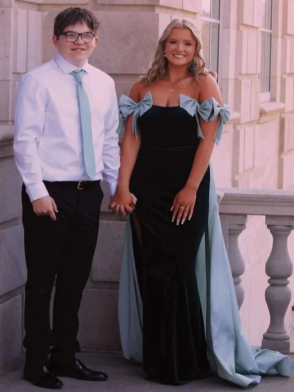 Zia | Off the Shoulder Pink Mermaid Long Velvet Prom Dress with Bows - Image 4